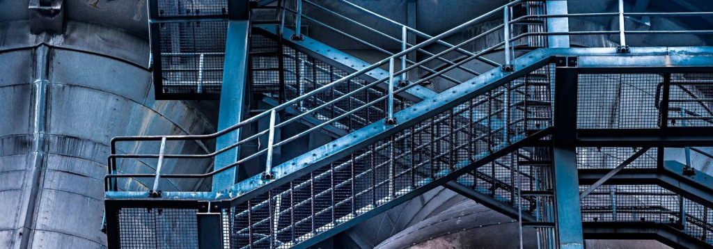 Russtal_stairs.jpg Russtal_stairs.jpg